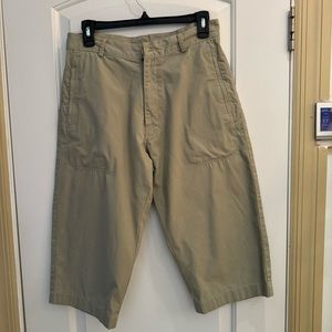 BODS. Men’s Shorts. Zip on Side pockets. Two back pockets. Size 32.